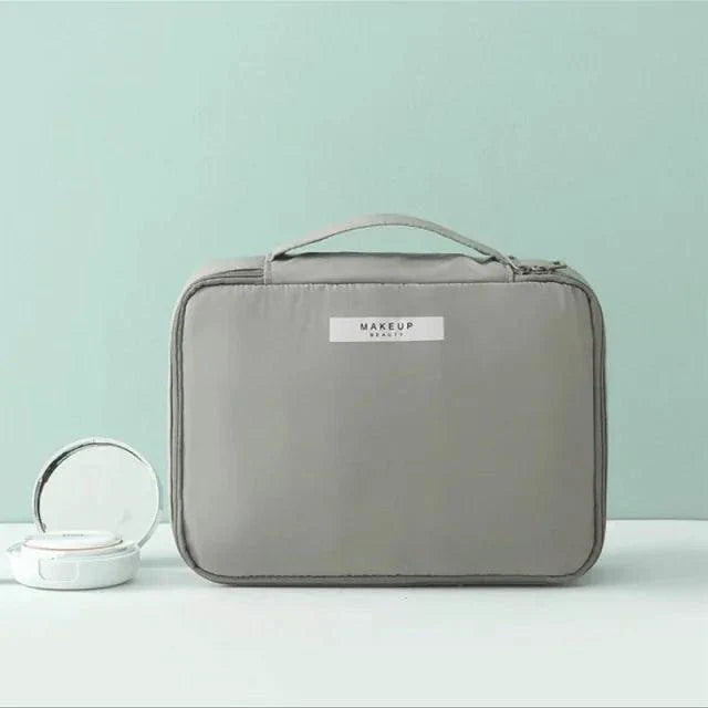 Chic Beauty Bag Organizer